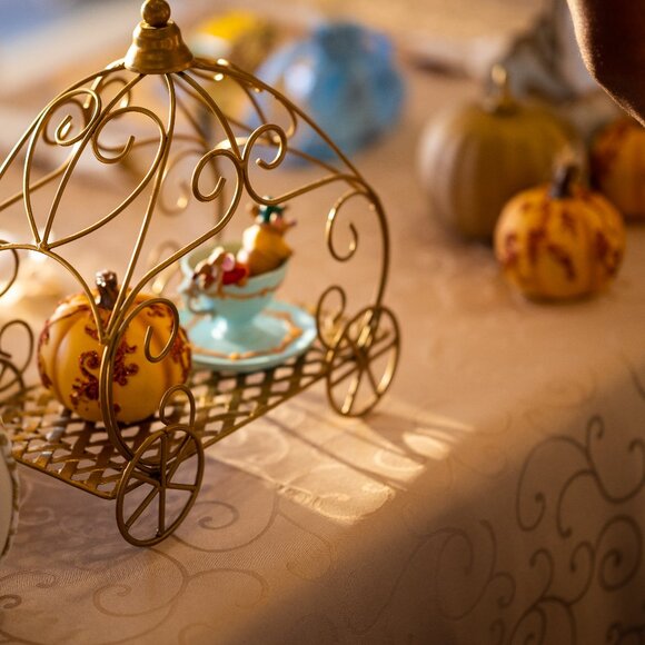 Disney Wedding Princess Swirl Premium Jacquard Rectangle Tablecloth - Picture 8 of 11